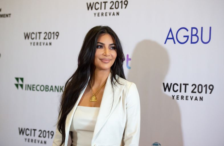 The ocrober 08 of Yerevan Armenia 2019 Kim kardashian gives a speech