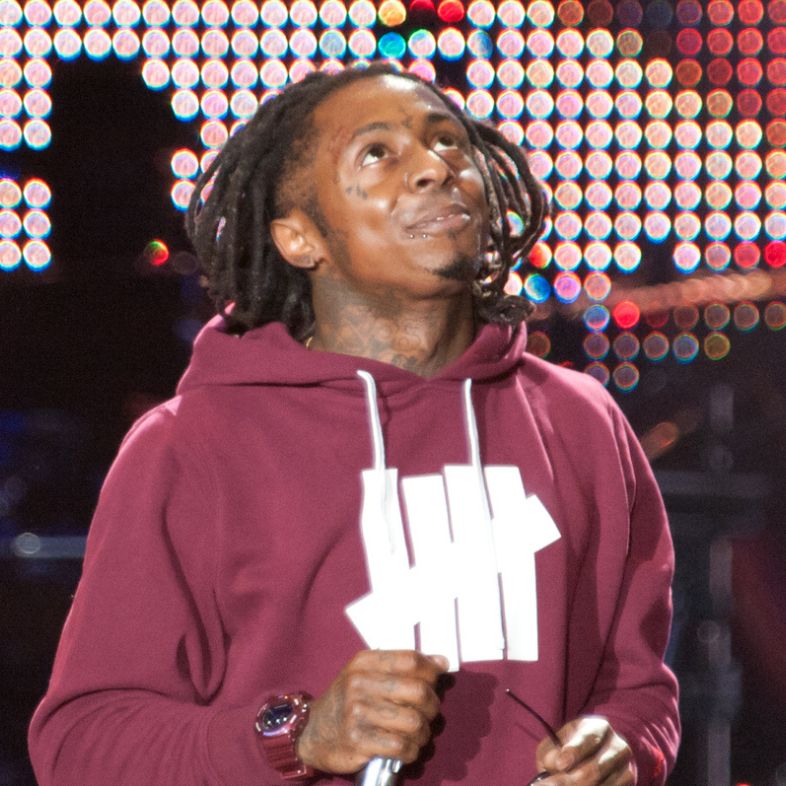 Lil Wayne exécute à l'amphithéâtre de train de sommeil le 3 septembre 2011 dans Wheatland, la Californie