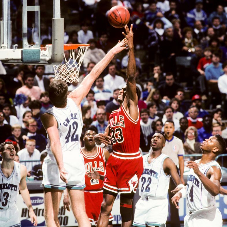 Chicago Bulls superstar Scottie Pippen #33