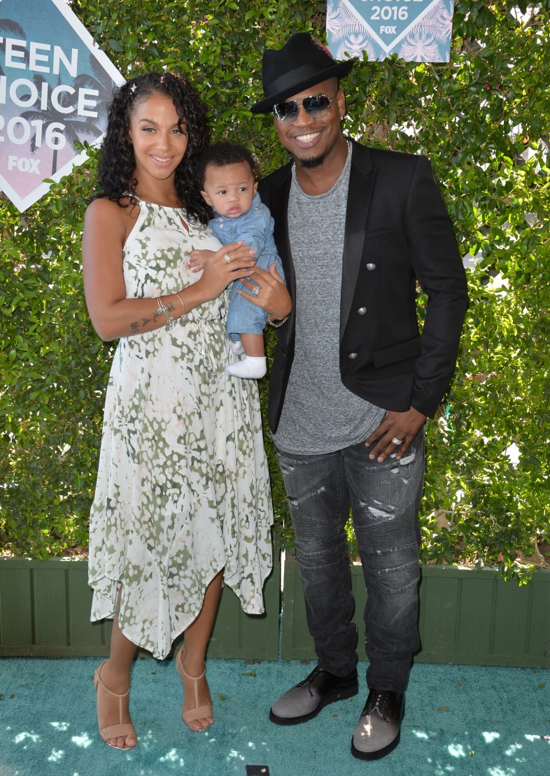 LOS ANGELES, CA. July 31, 2016: Singer Ne-Yo & wife Crystal Renay Williams & son Shaffer Chimere Smith Jr at the 2016 Teen Choice Awards at The Forum in Inglewood