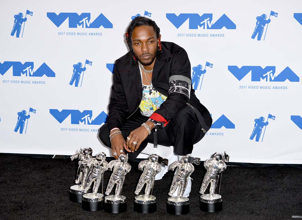LOS ANGELES, CA - August 27, 2017: Kendrick Lamar in the press room for the 2017 MTV Video Music Awards at The Fabulous Forum - Photo 168944957 © Featureflash | Dreamstime.com