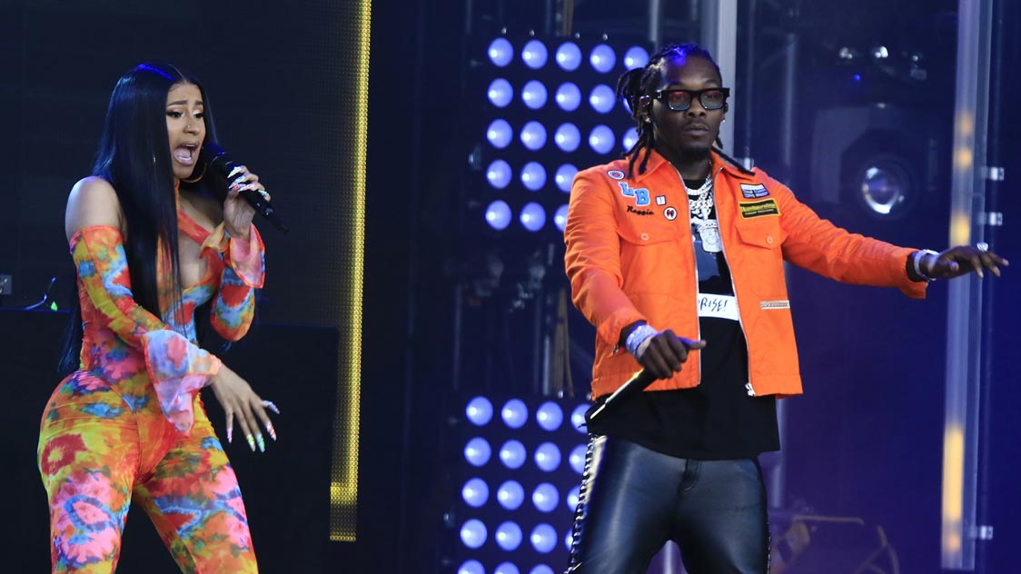 Cardi B and Offset Cardi B and Offset perform on Hollywood stage - Photo 153685757 © Turkbug | Dreamstime.com 